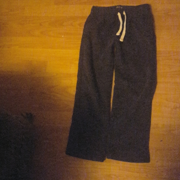 Black pants - Picture 1 of 3